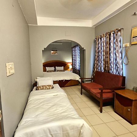 Hotel Vishal Siliguri Dış mekan fotoğraf