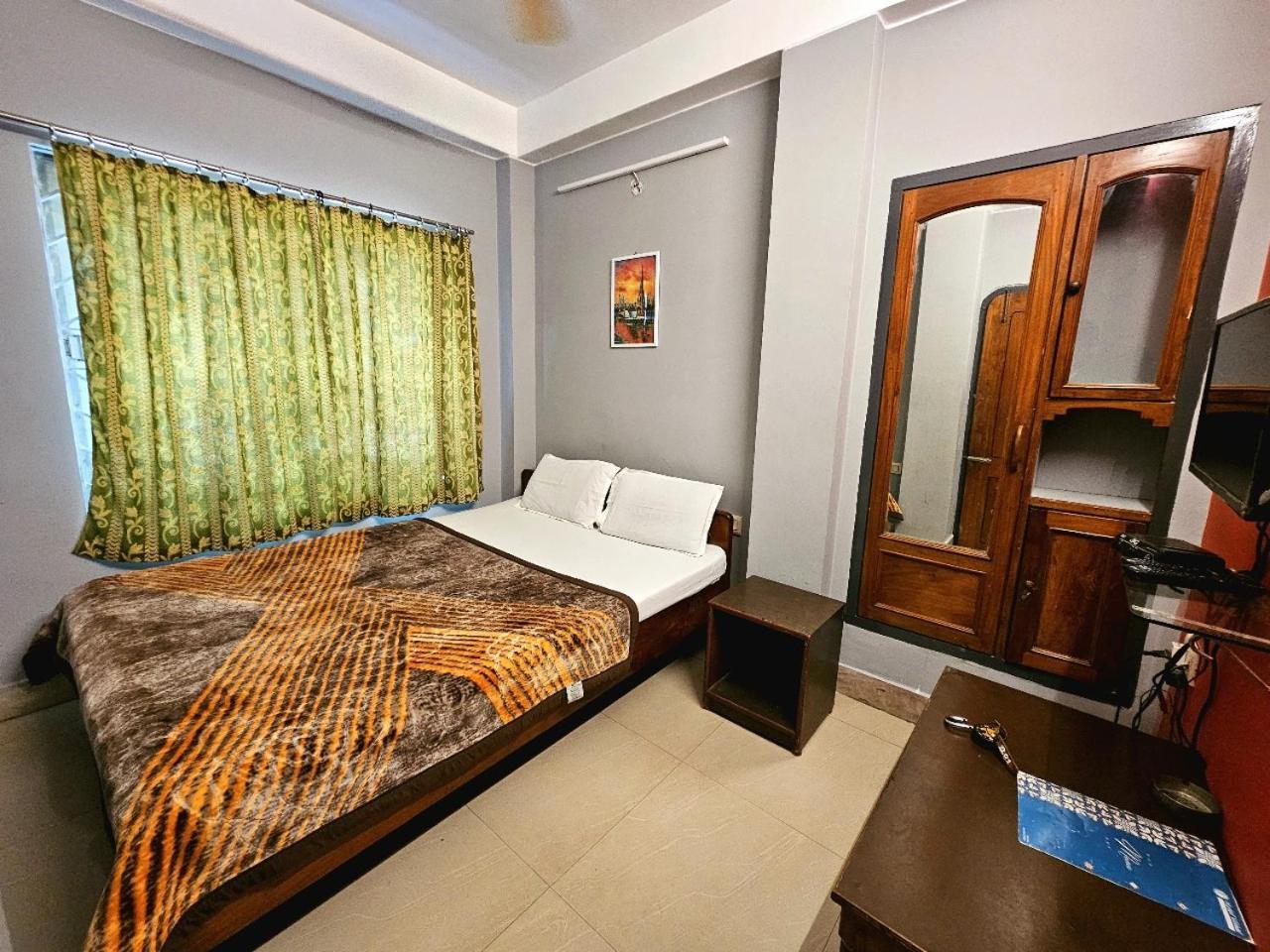 Hotel Vishal Siliguri Dış mekan fotoğraf